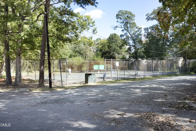 $1,289,000 | 41 Oakwood Drive, Chapel Hill, NC 27517