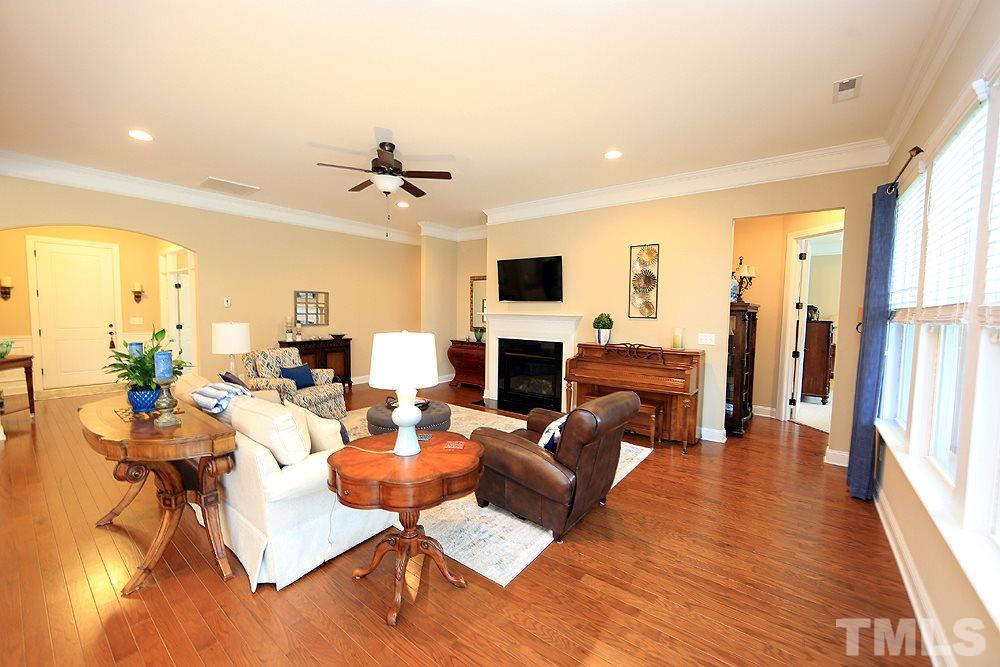 8448 Lentic Court Raleigh, NC 27615 - Photo 6 of 25 Gallery Image 6