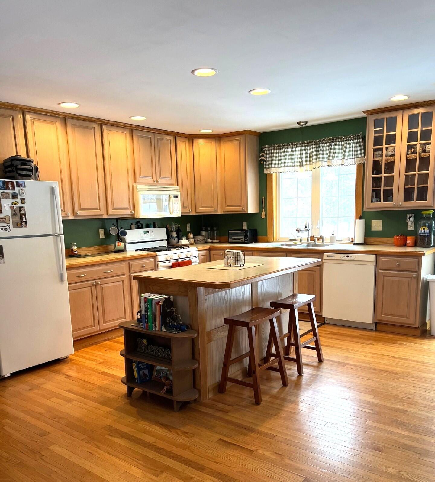 756 Deering Ridge Road Waterboro, ME 04030 - Photo 5 of 48 Kit 3 post