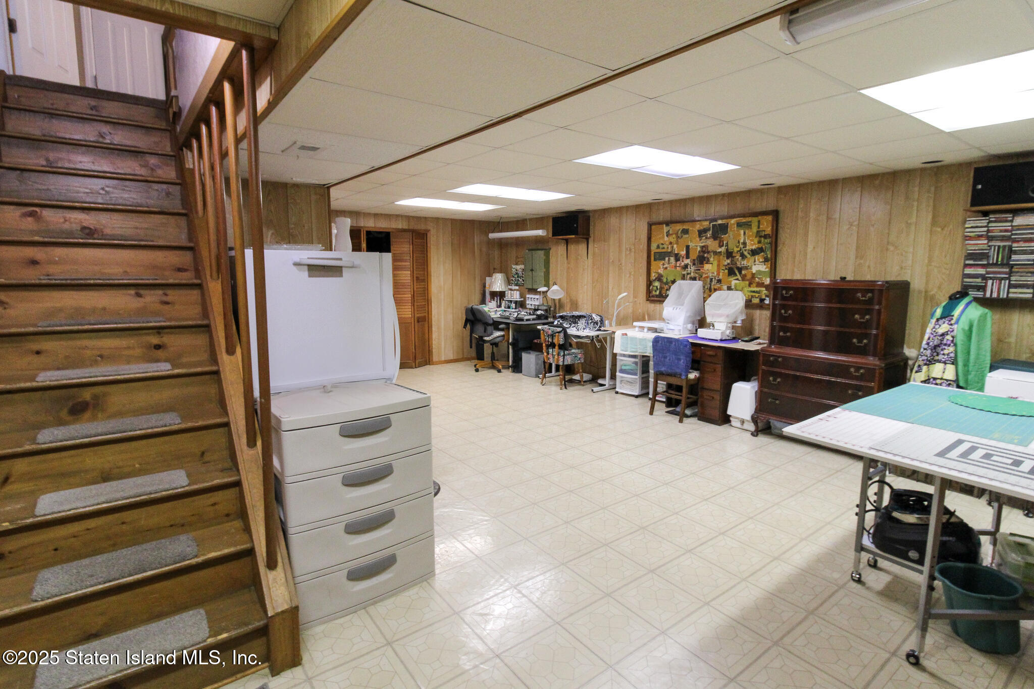 135 Freedom Avenue Staten Island, NY 10314 - Photo 22 of 29 a view of a livingroom with furniture