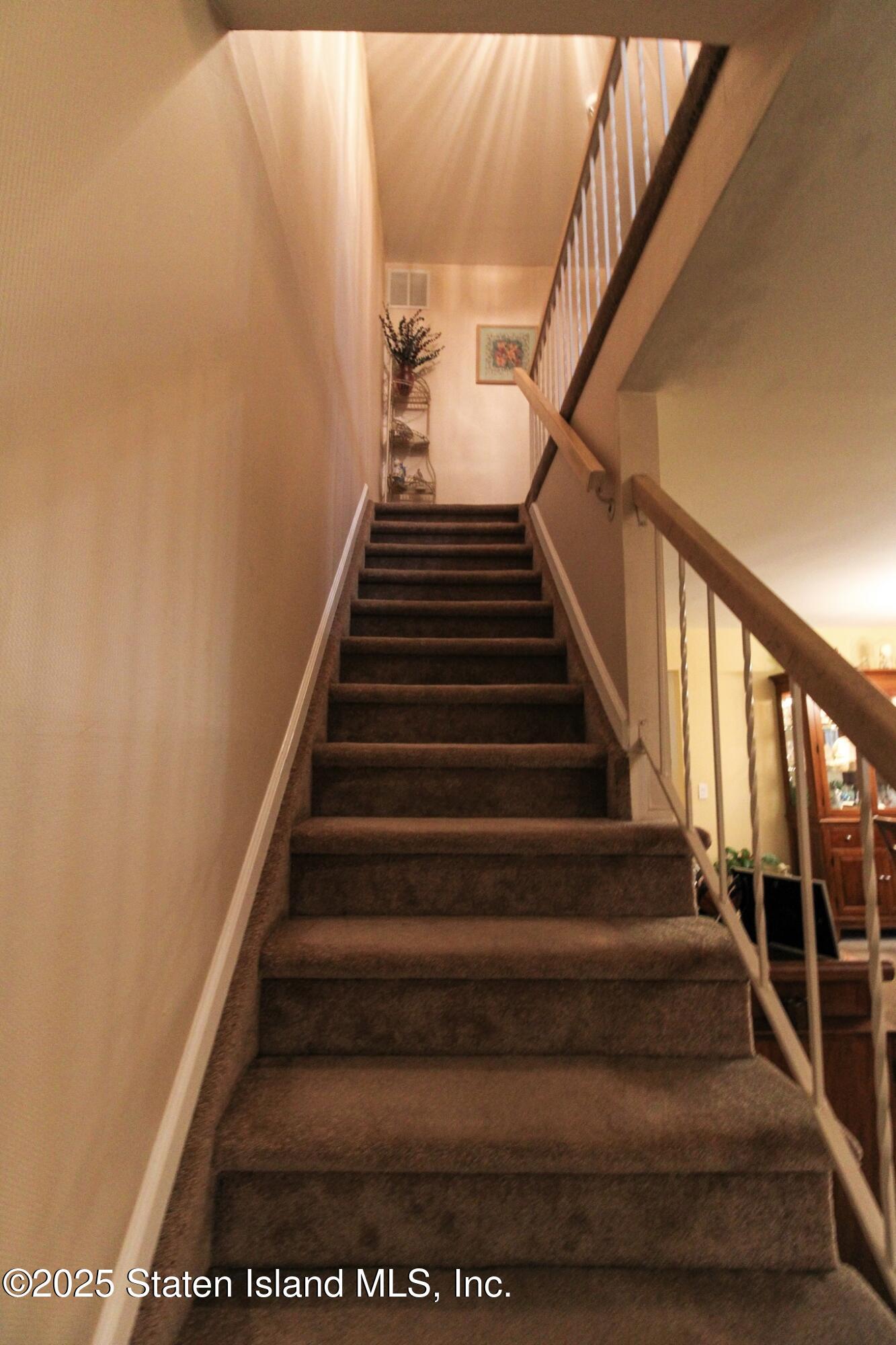 135 Freedom Avenue Staten Island, NY 10314 - Photo 10 of 29 a view of entryway