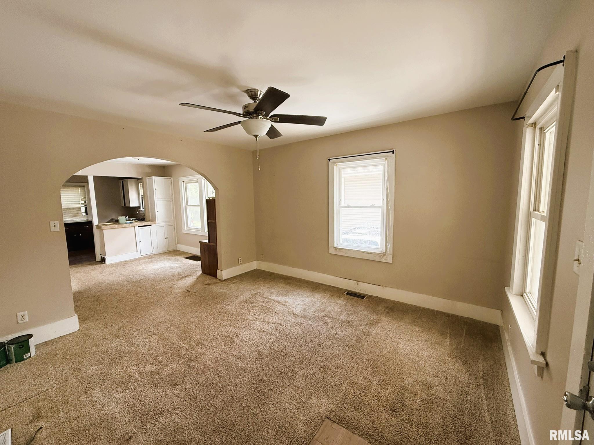 2336 South 11th Street Springfield, IL 62703 - Photo 2 of 21