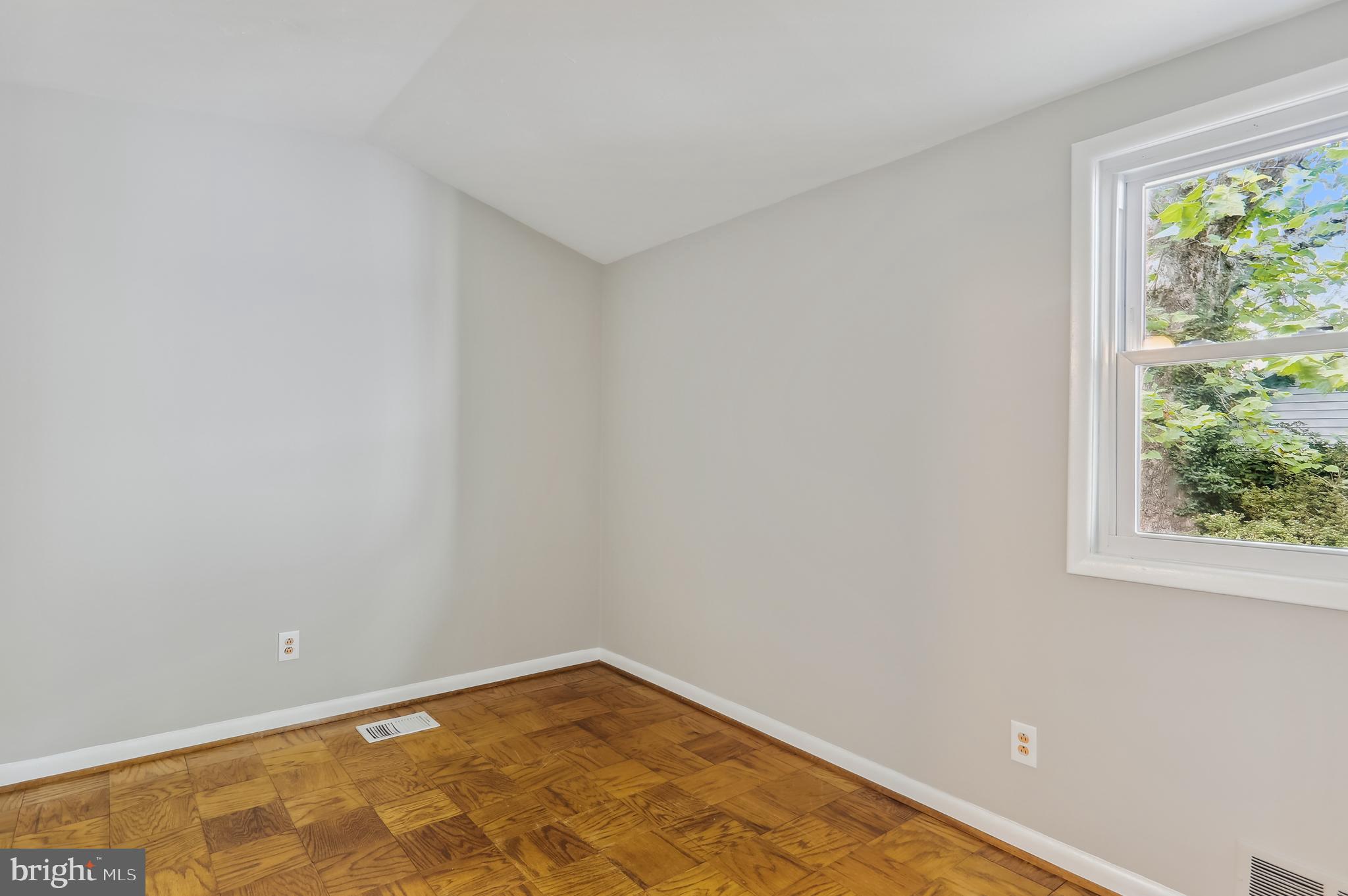 4413 Sigsbee Road Silver Spring, MD 20906 - Photo 21 of 36 Bedroom 3