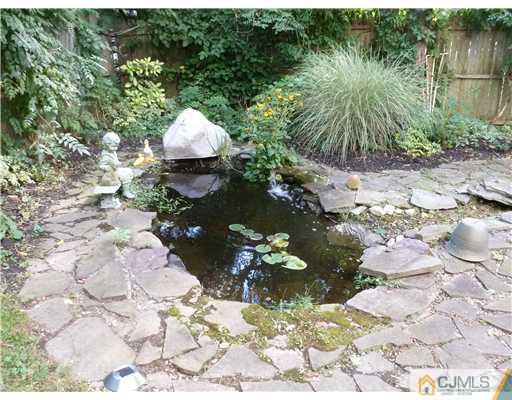 202 Georges Road Dayton, NJ 08810 - Photo 8 of 25 Gallery Image 8