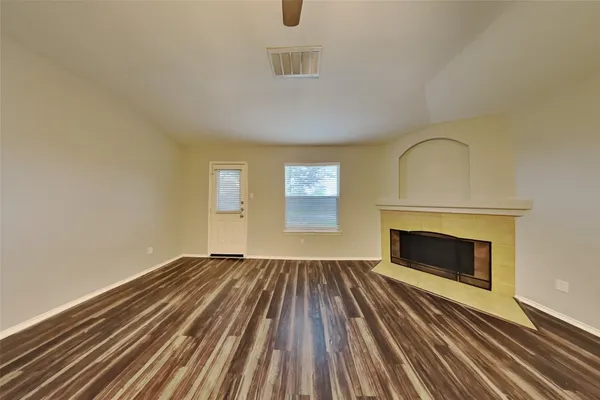 $2,350 | 21610 Britton Hill Way, Katy, TX 77449