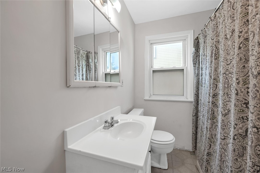 1664 Brainard Road Lyndhurst, OH 44124 - Photo 20 of 35