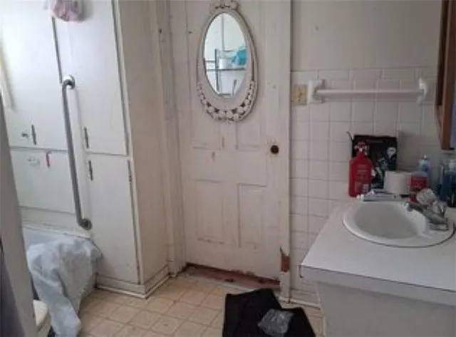 $49,900 | 230 East Prairie Street, Girard, KS 66743