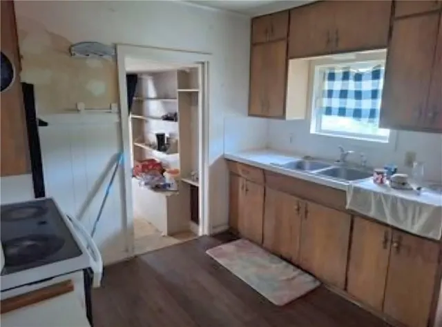 $49,900 | 230 East Prairie Street, Girard, KS 66743