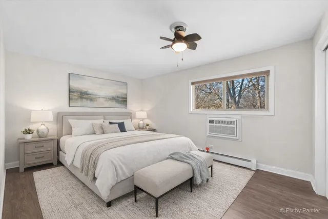 $185,000 | 500 Chase Drive, Unit 12, Clarendon Hills, IL 60514