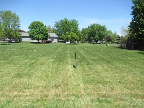 $25,000 | Tbd East 7th Street, Hills, MN 56138
