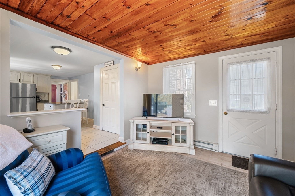 30 Walter Road Danvers, MA 01923 - Photo 15 of 32