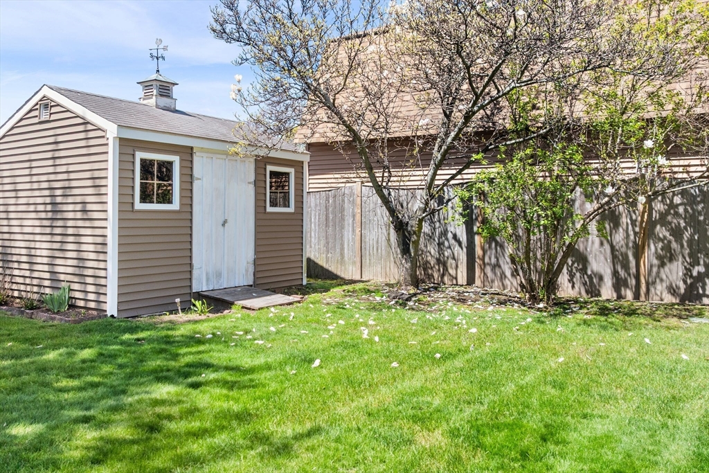 30 Walter Road Danvers, MA 01923 - Photo 27 of 32