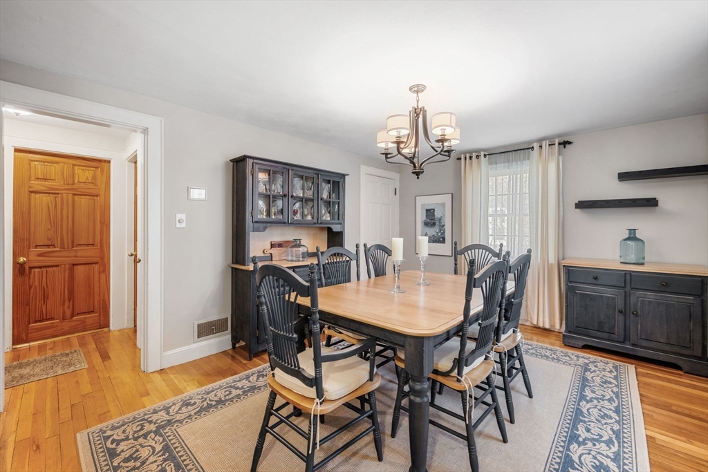 30 Walter Road Danvers, MA 01923 - Photo 7 of 32