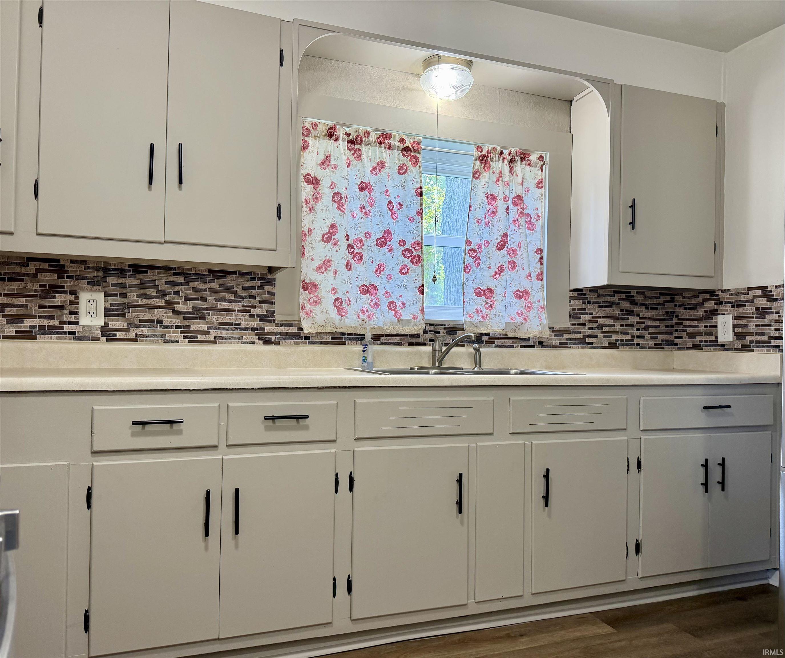 7401 Bluffton Road Fort Wayne, IN 46809 - Photo 6 of 14