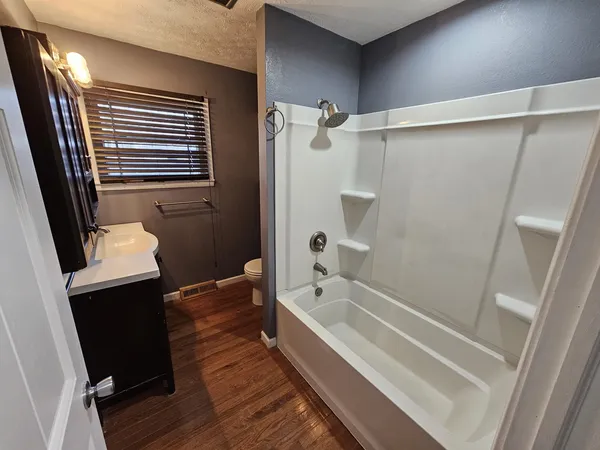 $172,500 | 111 West Hickory Street, Bluford, IL 62814