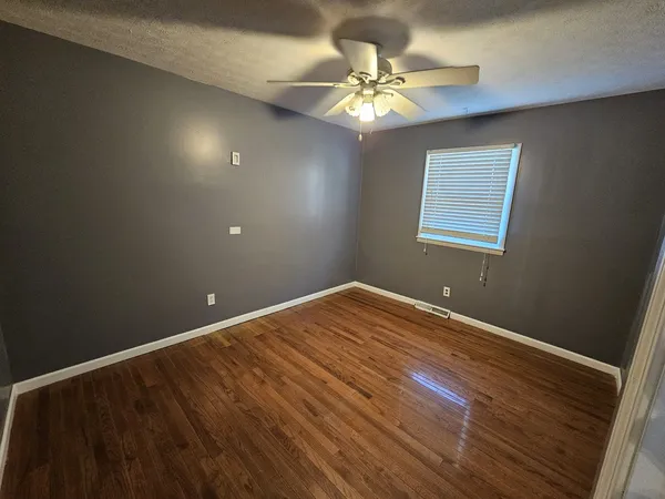 $172,500 | 111 West Hickory Street, Bluford, IL 62814