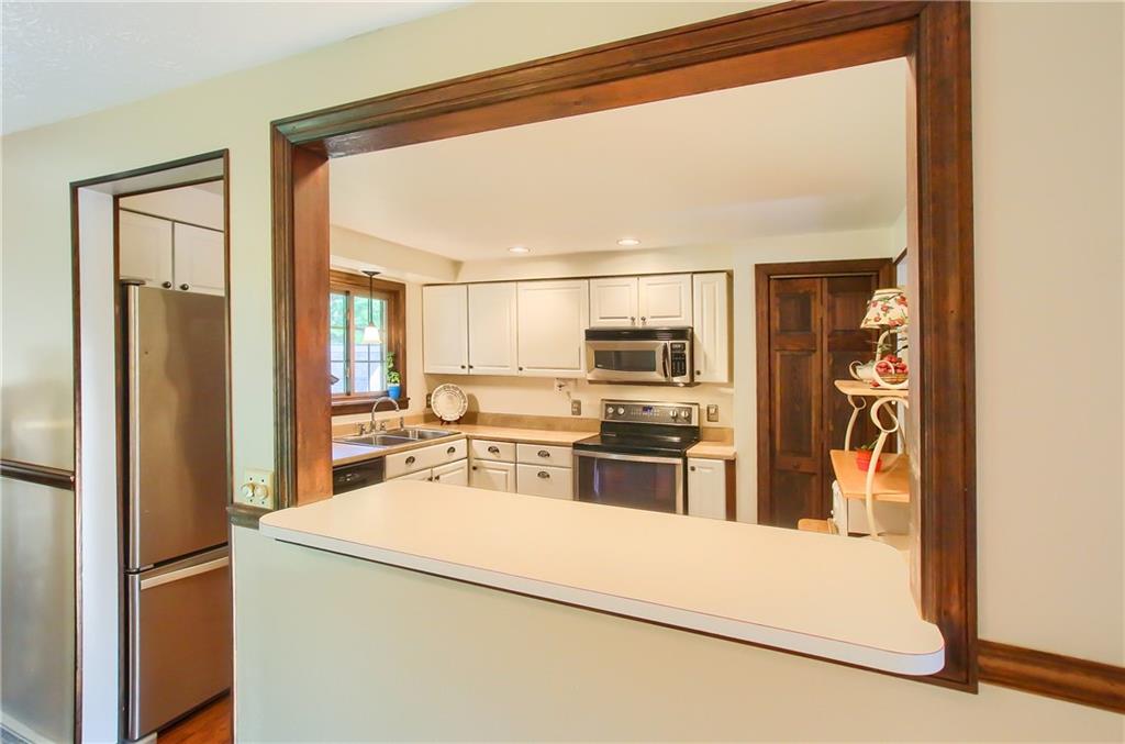 119 Bucks Road Cranberry Township, PA 16066 - Photo 9 of 24 Gallery Image 9