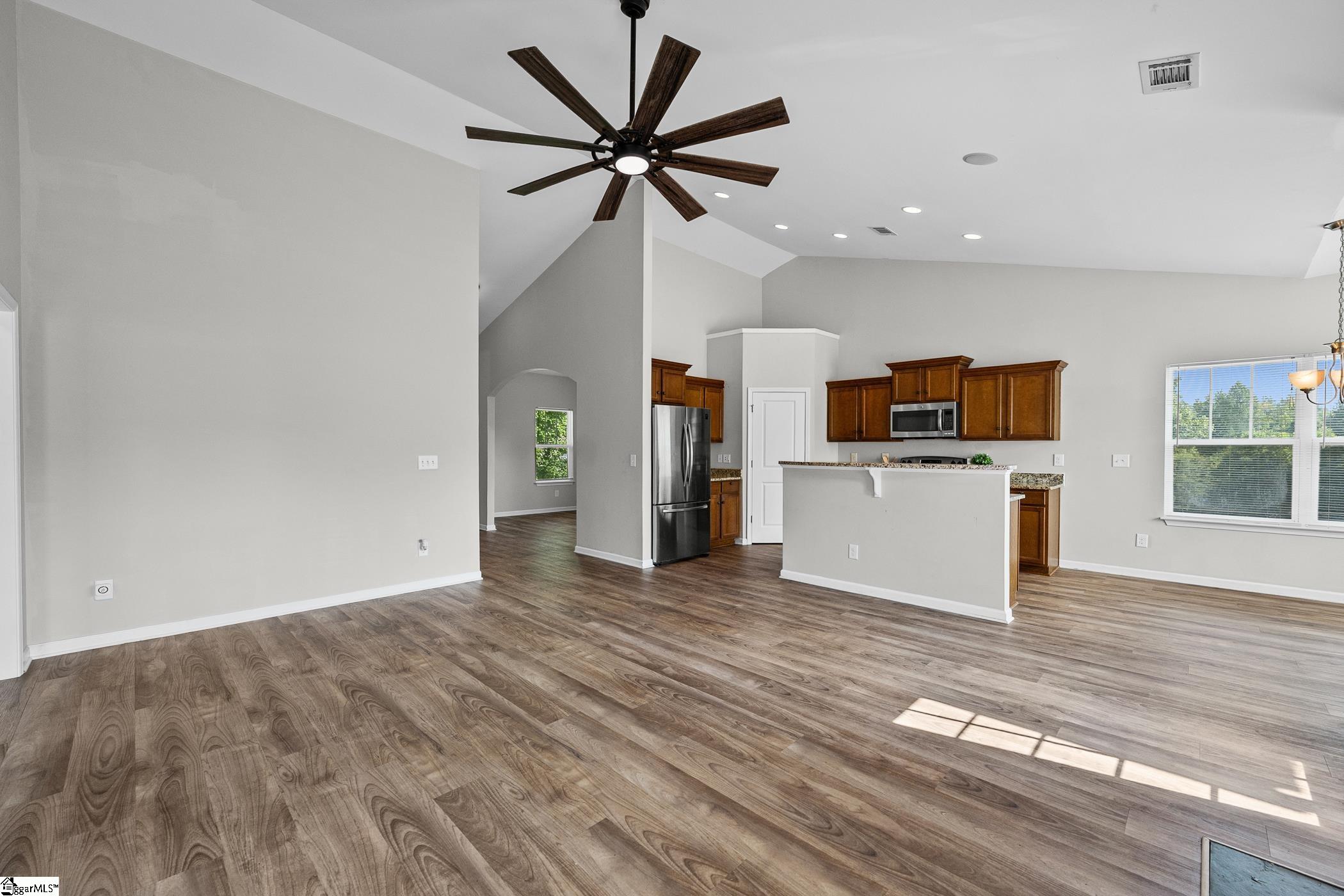 240 Rivers Edge Circle Simpsonville, SC 29680 - Photo 7 of 39
