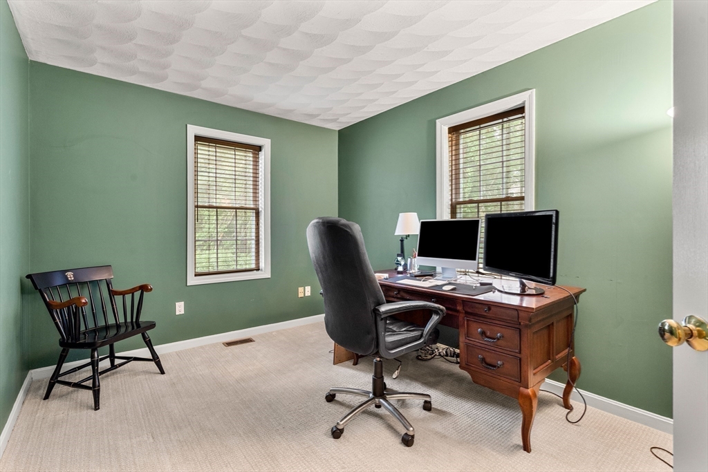 9 Jack Rabbit Lane Westford, MA 01886 - Photo 20 of 41 Gallery Image 20