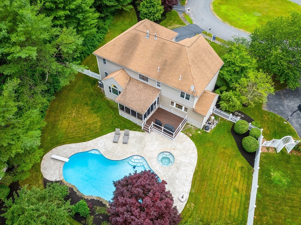 9 Jack Rabbit Lane Westford, MA 01886 - Photo 4 of 41 Gallery Image 4