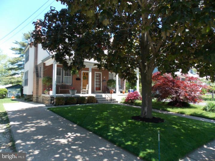 330 Powell Road Springfield, PA 19064 - Photo 3 of 25