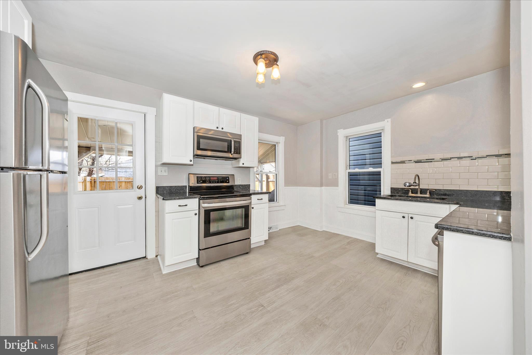 202 Maple Avenue Frederick, MD 21701 - Photo 15 of 41 Kitchen