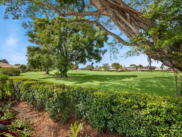 $2,950 | 133 Clubhouse Boulevard, Atlantis, FL 33462