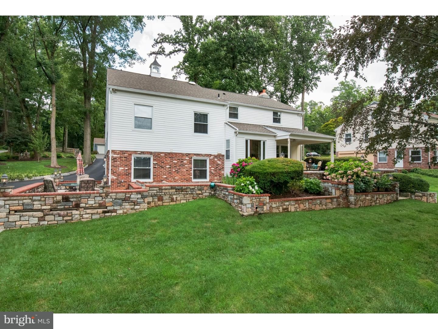 4 Sunny Hl Road Villanova, PA 19085 - Photo 3 of 25