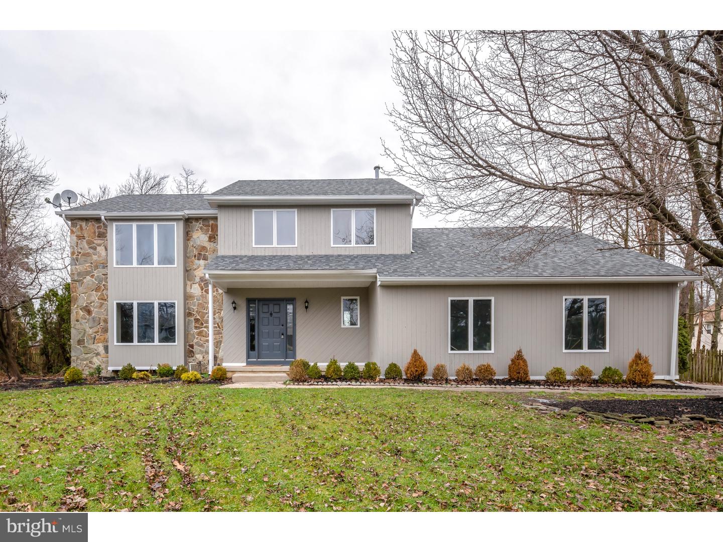 4 Covington Place Voorhees, NJ 08043 - Photo 2 of 25
