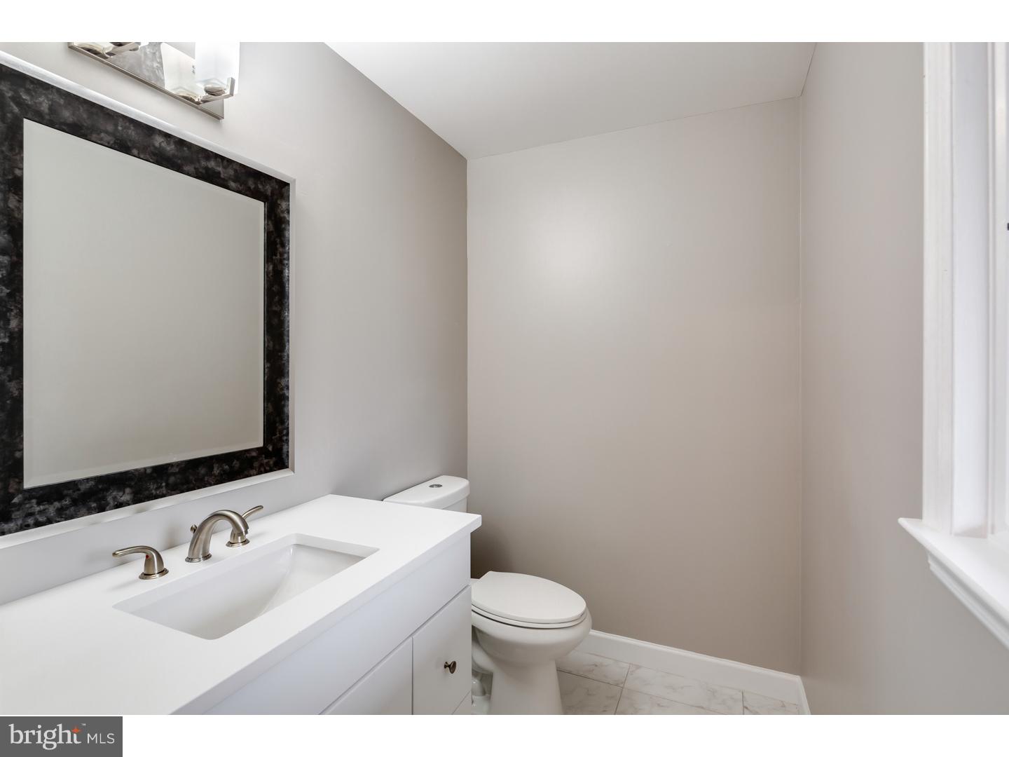 4 Covington Place Voorhees, NJ 08043 - Photo 12 of 25
