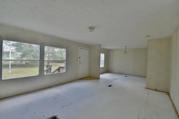 $106,585 | 1680 Stanley Loop Road, Varnville, SC 29944