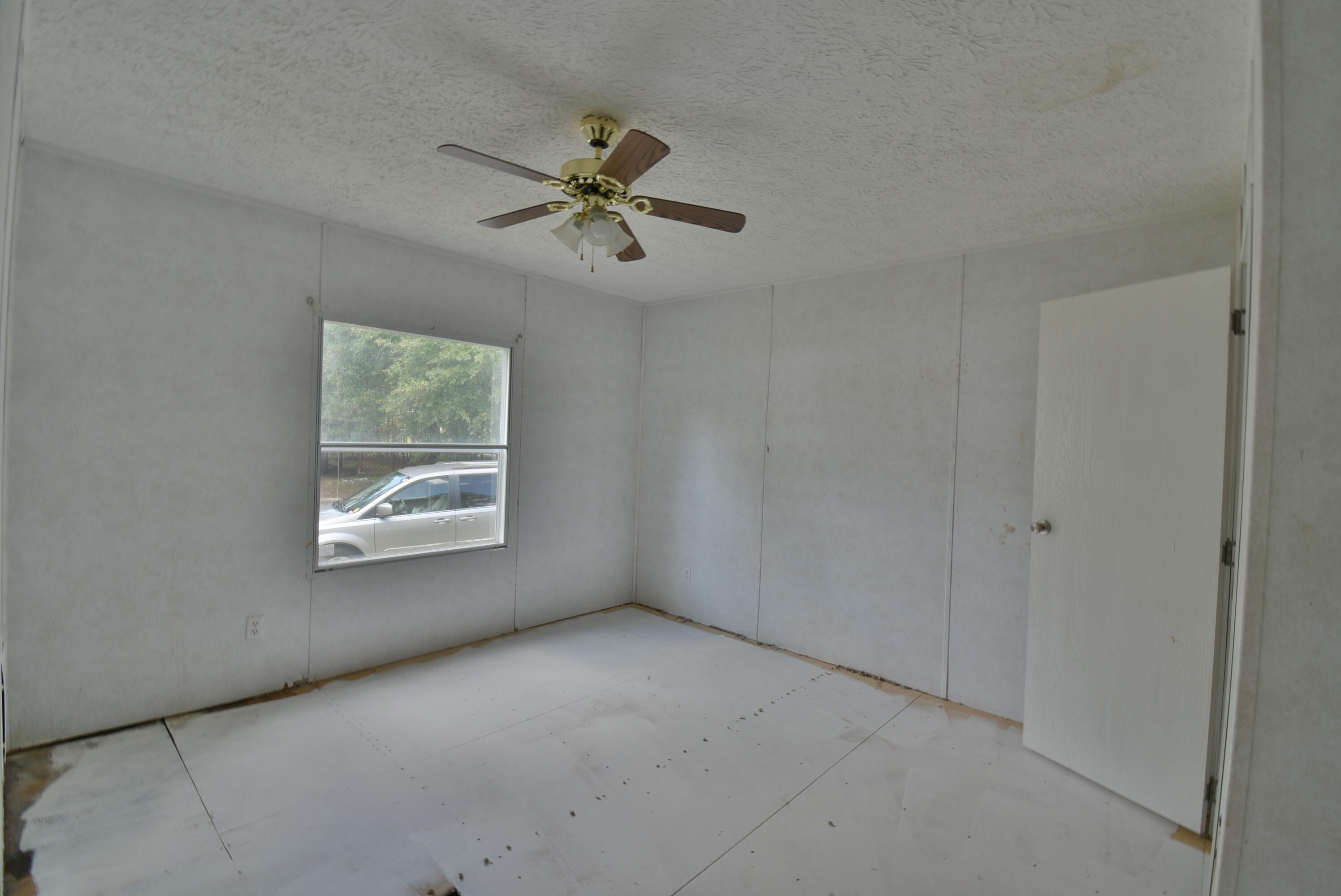 1680 Stanley Loop Road Varnville, SC 29944 - Photo 13 of 29 DSC_0651