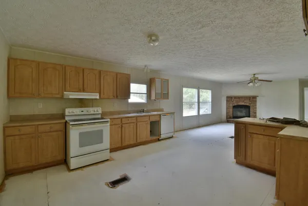 $106,585 | 1680 Stanley Loop Road, Varnville, SC 29944