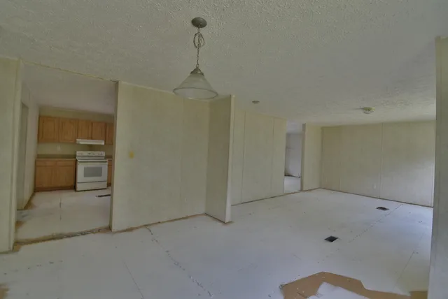 $106,585 | 1680 Stanley Loop Road, Varnville, SC 29944