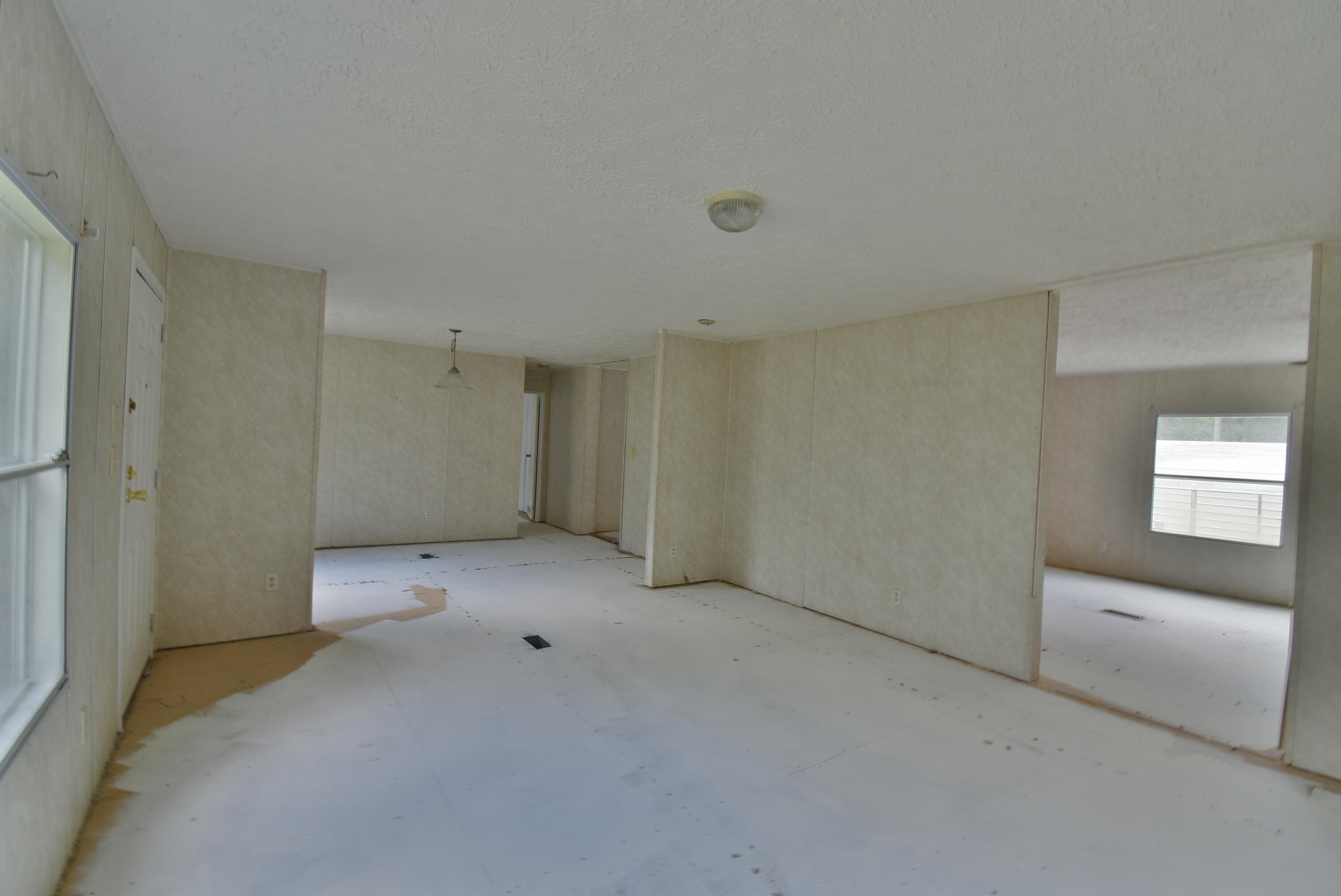 1680 Stanley Loop Road Varnville, SC 29944 - Photo 10 of 29 DSC_0648