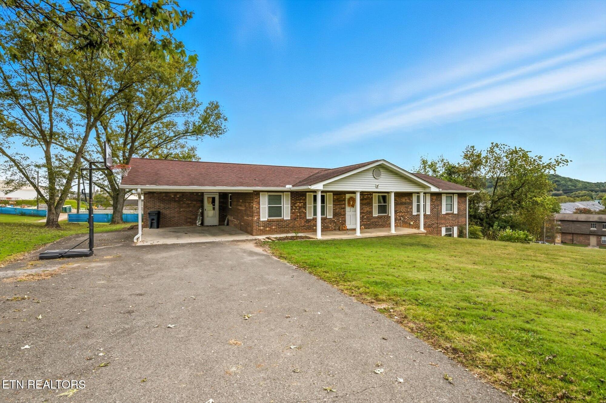 1429 Grove Street Loudon, TN 37774 - Photo 2 of 35