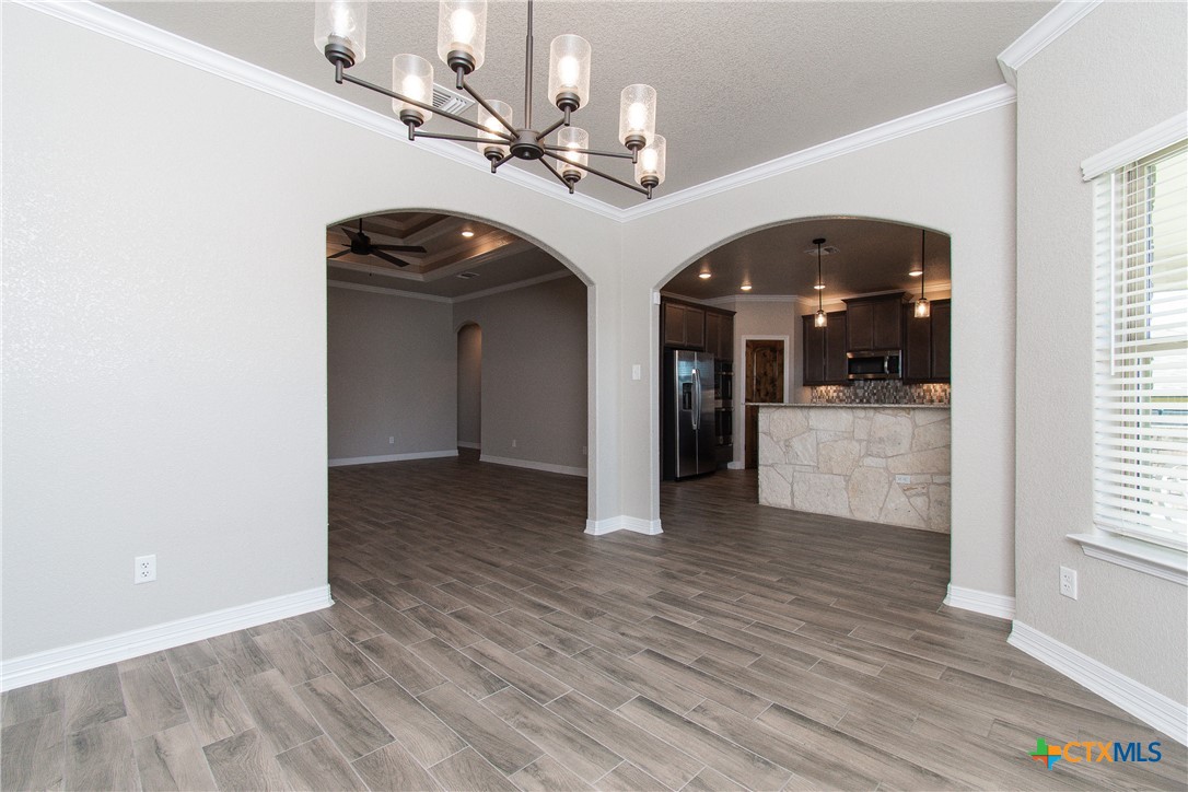 8101 Tenley Way Killeen, TX 76542 - Photo 6 of 29 a view interior of a house and livingroom with furniture