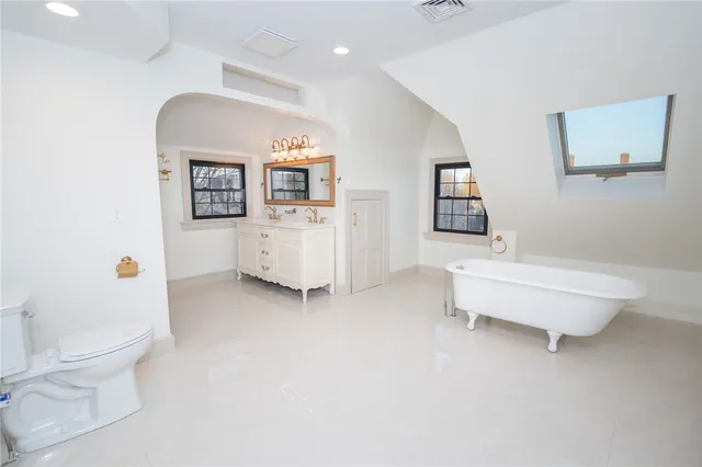 $2,399,900 | 400 Angell Street, Providence, RI 02906