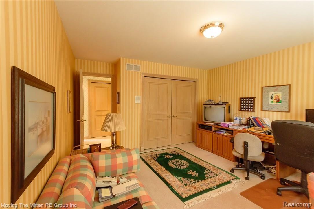 18920 Van Road Livonia, MI 48152 - Photo 46 of 65 mtm_18920_van-28.jpg
