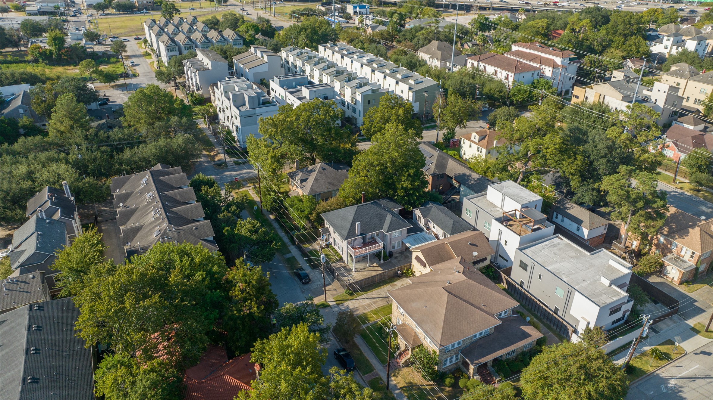 1409 Wentworth Street Houston, TX 77004 - Photo 16 of 20 San Jacinto Street is in visible walking distance just 2 blocks where you can hop on the Metro Rail to Downtown Houston or Medical Center.