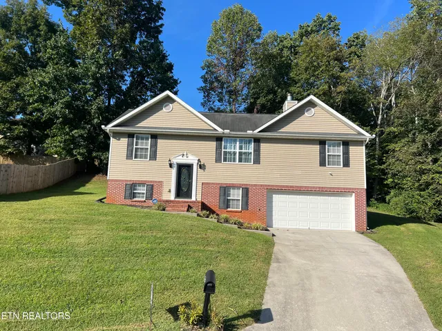 $370,000 | 5981 Katrina Lane, Knoxville, TN 37912
