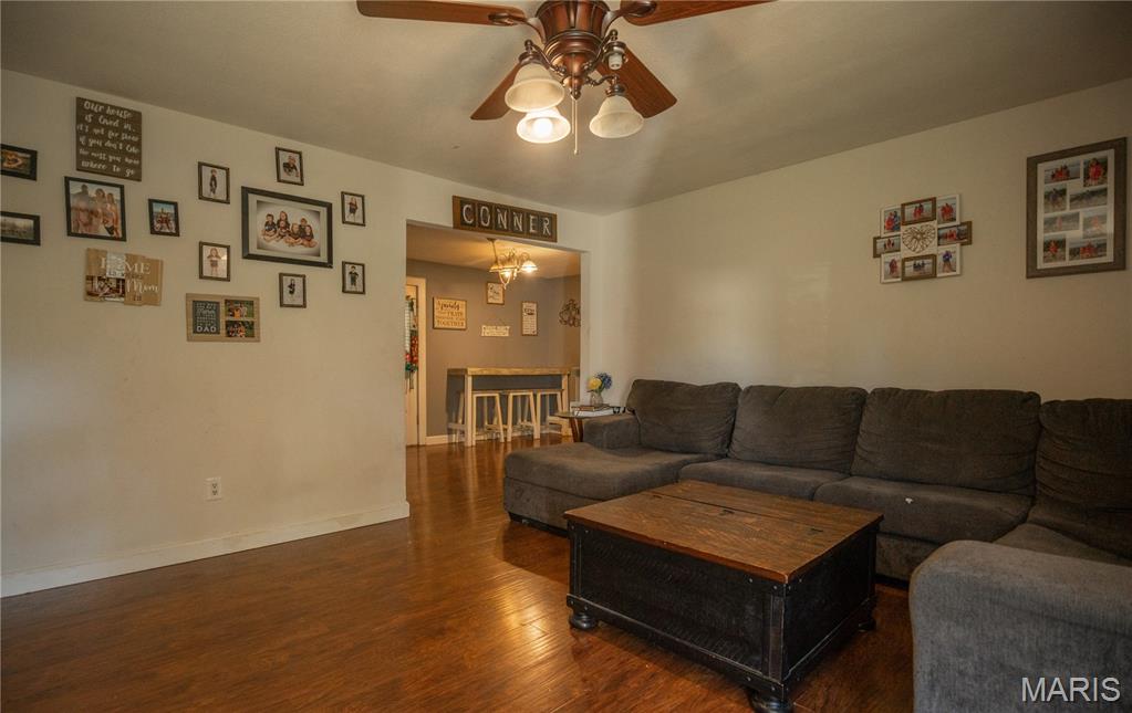 910 Carney Street Dexter, MO 63841 - Photo 6 of 25