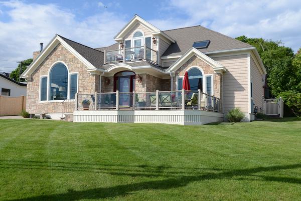 122 Willow Road Nahant, MA 01908 - Photo 2 of 29 Gallery Image 2