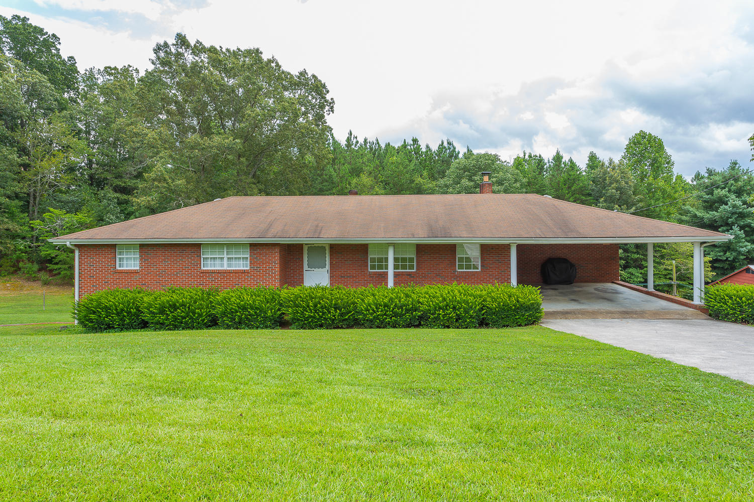 2019 Grand Center Road Chickamauga, GA 30707 - Photo 2 of 33 2019 Grand Center HD -4