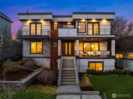 $3,750,000 | 222 8th Avenue, Kirkland, WA 98033
