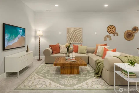 $3,750,000 | 222 8th Avenue, Kirkland, WA 98033