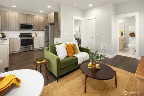 $3,750,000 | 222 8th Avenue, Kirkland, WA 98033