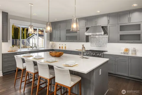 $3,750,000 | 222 8th Avenue, Kirkland, WA 98033