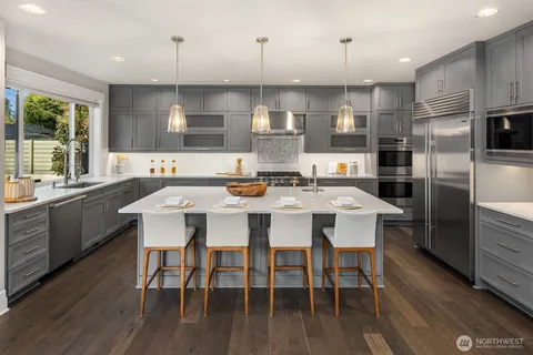 $3,750,000 | 222 8th Avenue, Kirkland, WA 98033