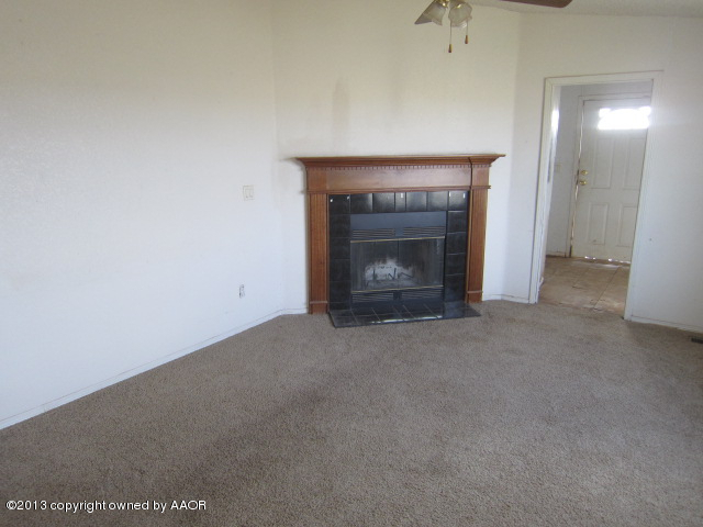 6108 Lair Road Amarillo, TX 79118 - Photo 2 of 18 2nd living rm